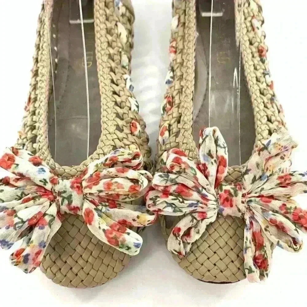Restricted womens flats size 6 taupe leather floral scarf bow ballet granny core